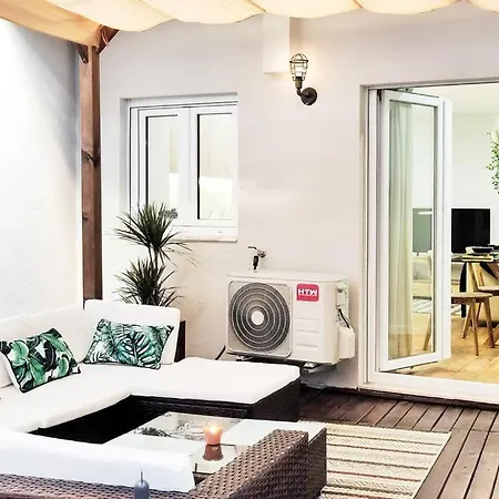 Apartment Two Bedroom Terrace Sanctuary In The Center *