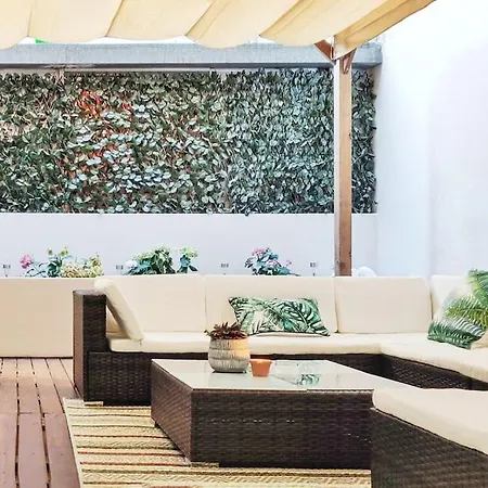 Two Bedroom Terrace Sanctuary In The Center